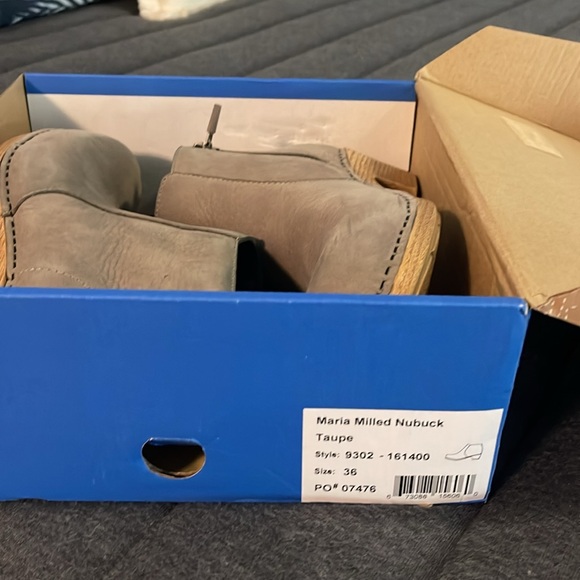 Dansko booty - Picture 5 of 7